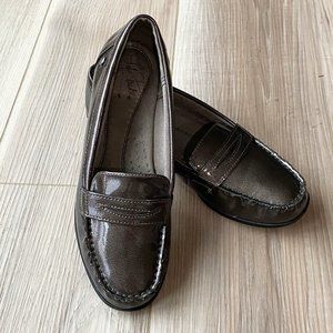Life Stride Penny Loafers, 8M, Metallic Brown Patent Leather, Comfort & Support
